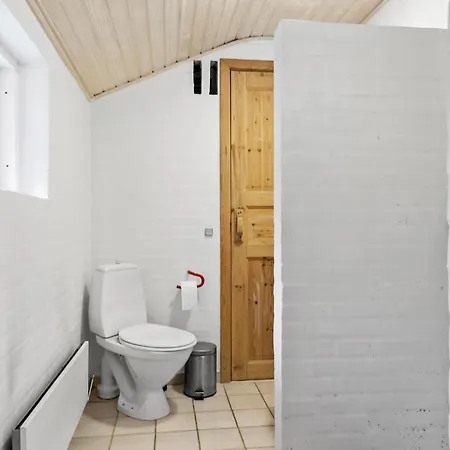 Дом отдыха In With Sauna